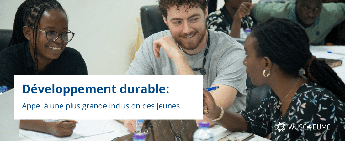 Un groupe d'individus ensemble pendant le séminaire international de l'EUMC à Accra, au Ghana.